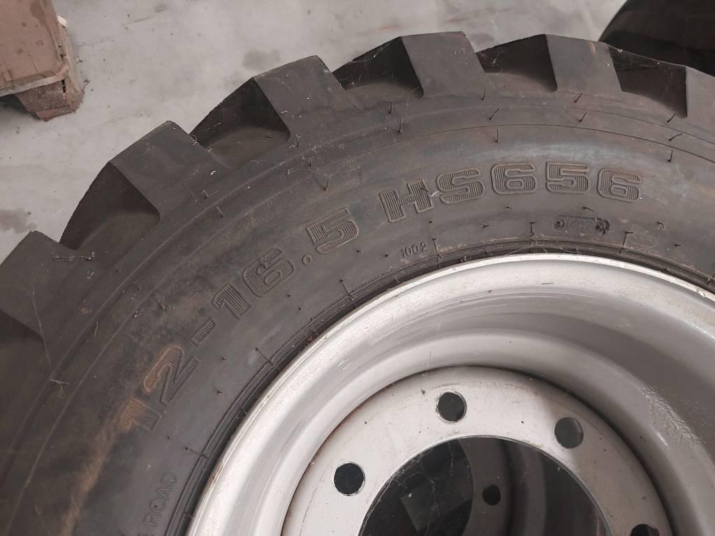 Merlo P25.6/P27.6 set wielen (4×) 12-16.5 (12 PR) Banden, wielen en velgen