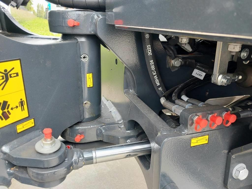 Pitbull X27-50e (*Full Electric) Wiel- en rupsladers