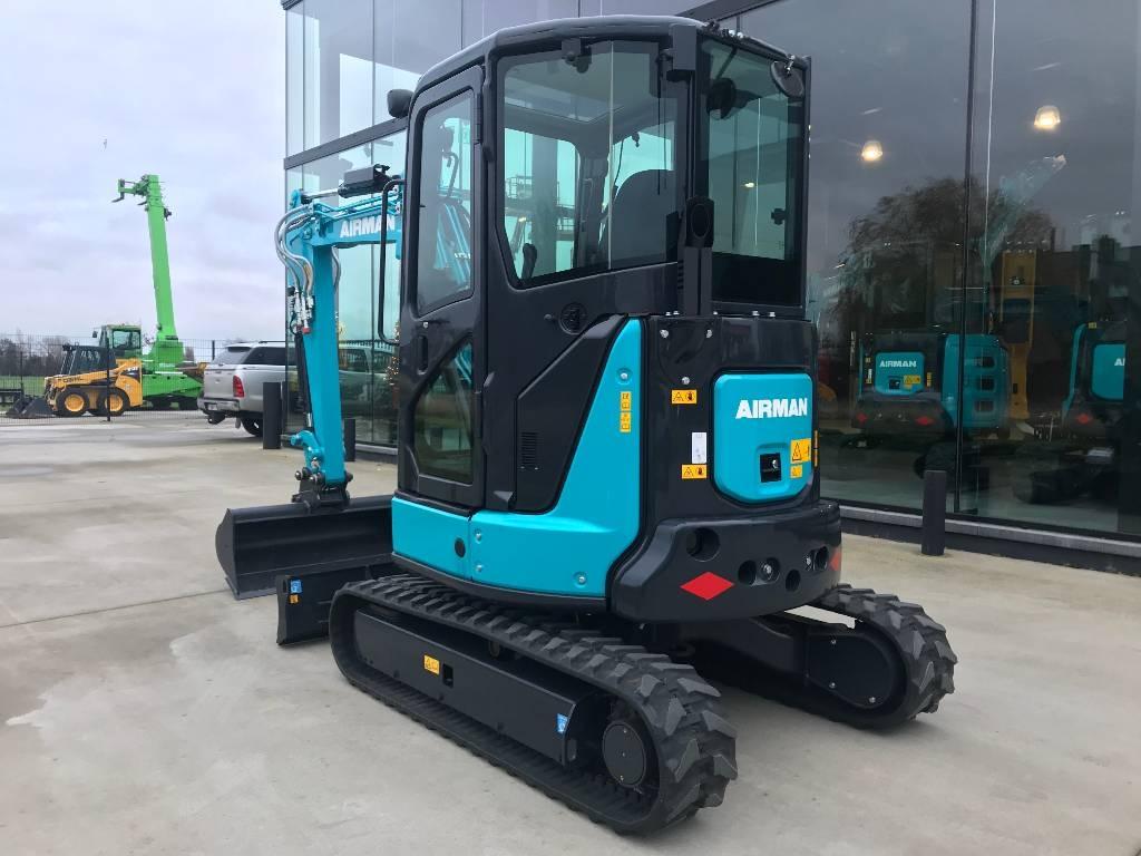 Airman AX33U-7 Full-option Minigraafmachines < 7t